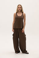 Top Luma True Brown