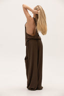 Top Luma True Brown
