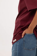 T-shirt Delulu Burgundy